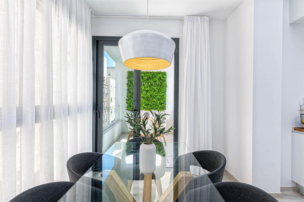 Constancia Apartment In Malaga By Solaga Holiday Homes 외부 사진